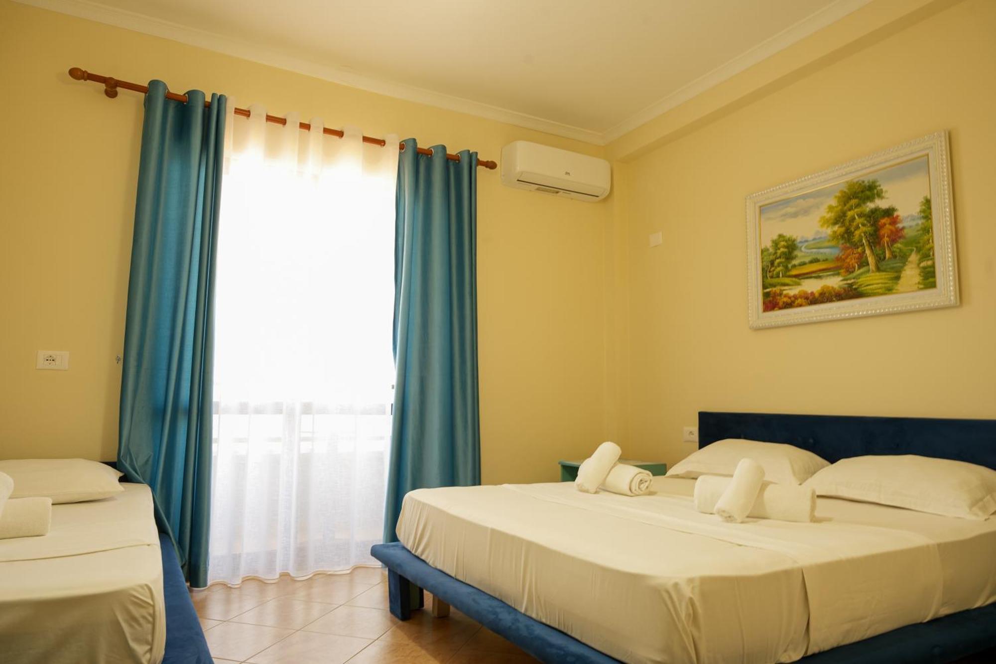 Okej Hotel Голем Экстерьер фото