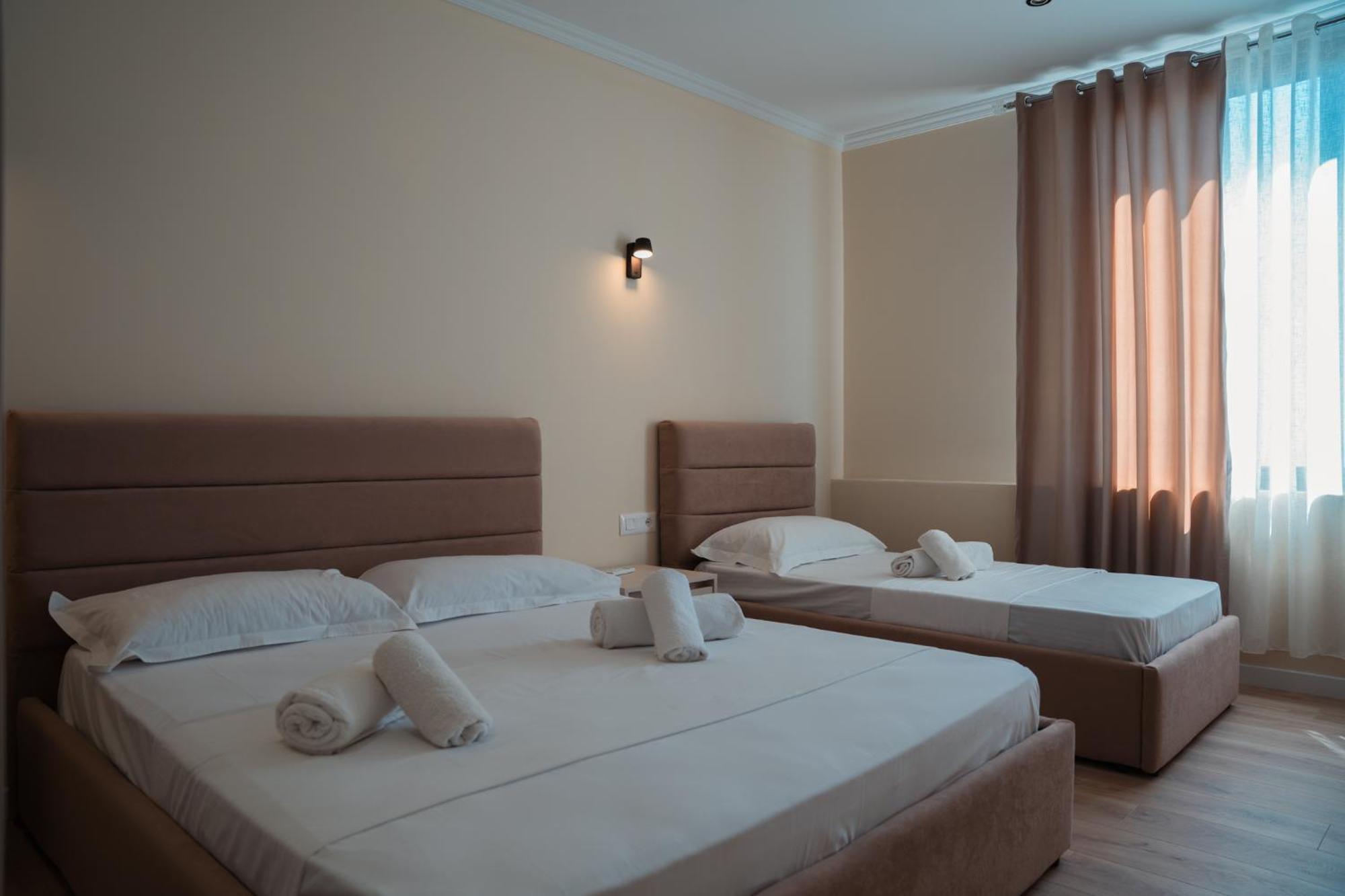Okej Hotel Голем Экстерьер фото